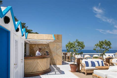 best beach club in capri.